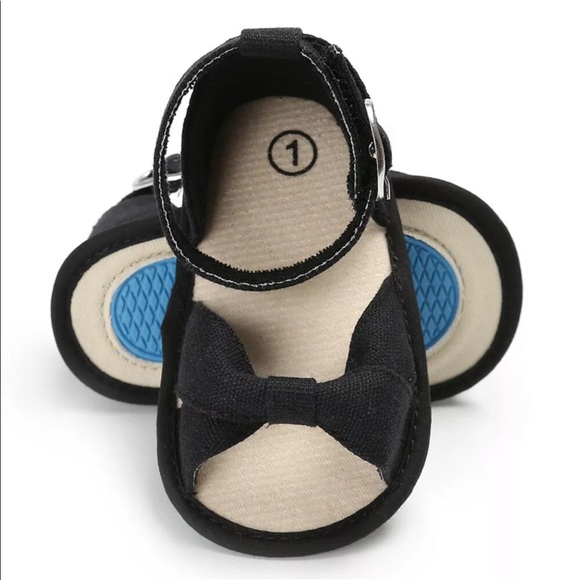 New Black Sandals For Baby - Picture 3 of 4